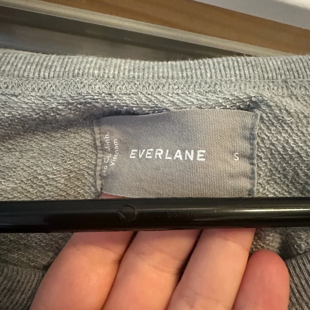 Everlane Sweatshirt Womens Small Gray Crewneck Pullover Long Sleeve Casual Comfy - Picture 3 of 4